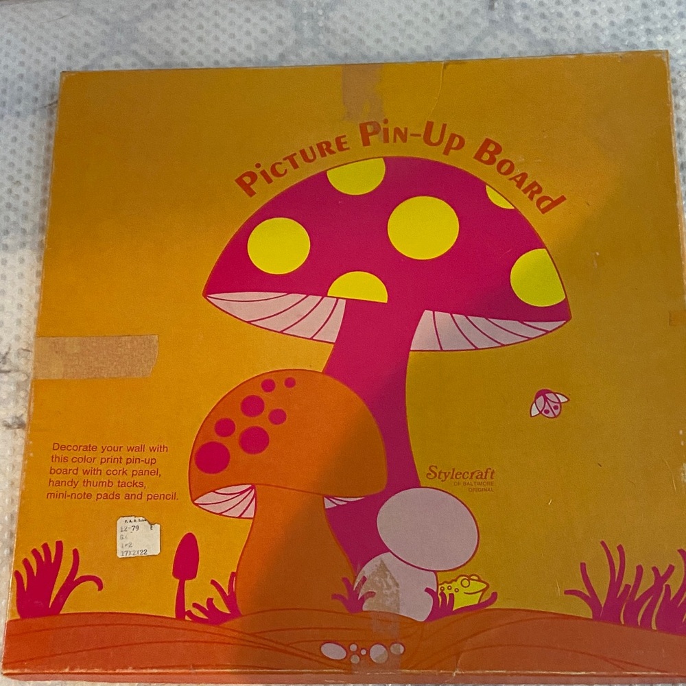Stylecraft Mushroom Pin-Up Board - Pink and Orange